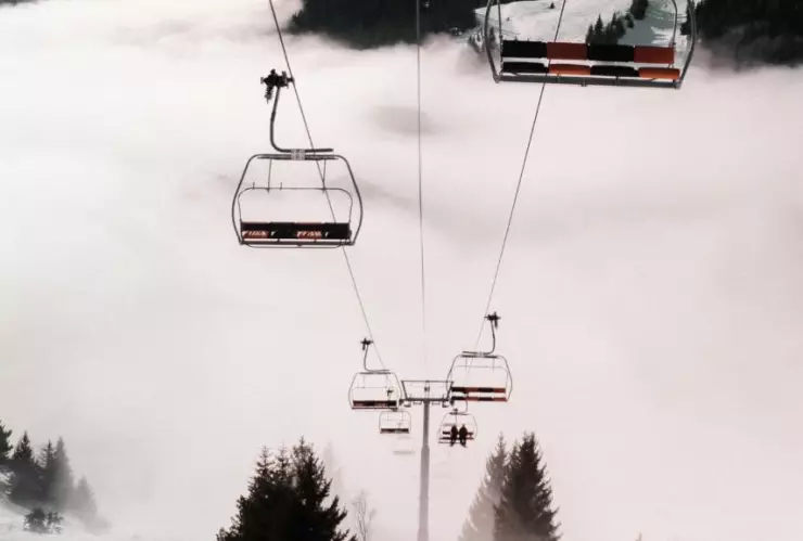 Mujer cayó de teleférico