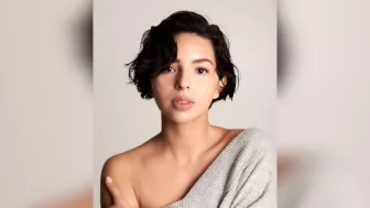 Pero en la versión de Ángela Aguilar, estamos ansiosos de ver su propio toque y estilo en esta canción.