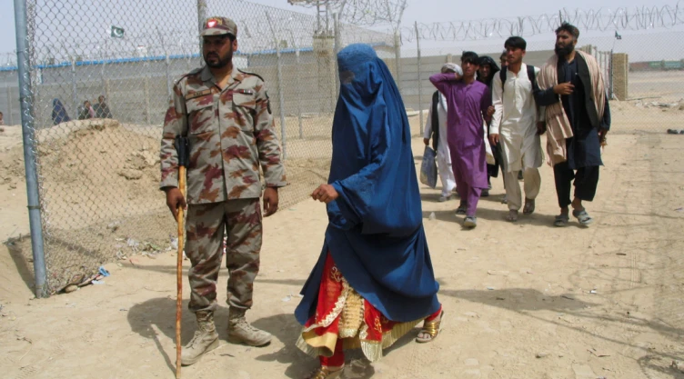 mujeres-taliban-prohibiciones.jpg