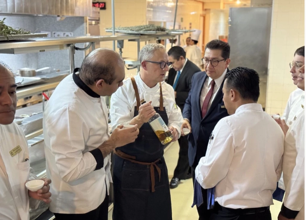 Zane Holmquist, director culinario del legendario Stein Eriksen Lodge en Park City, en una cena en ciudad de mexico
