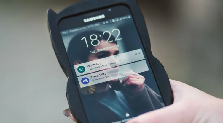 ¿Cómo clonan los números de WhatsApp? Así puedes evitarlo