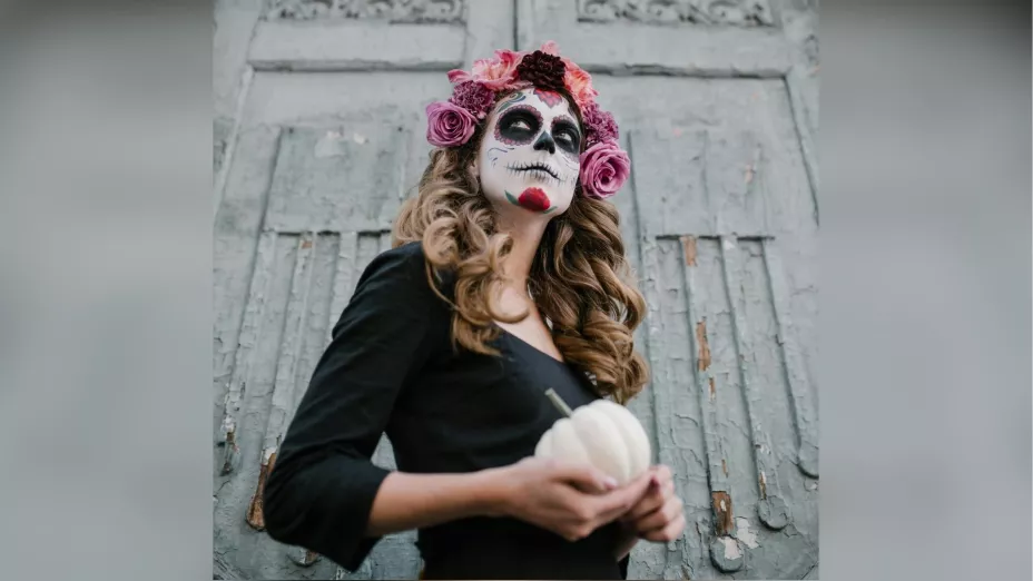 Maquillaje de catrina para Día de Muertos 10 ideas fáciles para hacerlo en casa