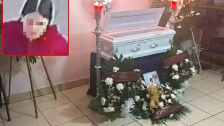 Madre tira el cuerpo de su hijo en una bolsa a la calle; revelan estremecedores detalles