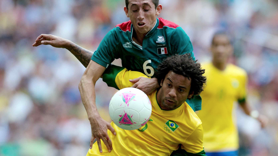 Herrera marcando a Marcelo