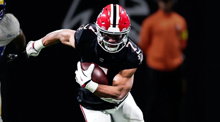 Atlanta vence a los Rams.jpg