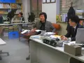 Los detectives comienzan a sospechar de las habilidades de Min Joon, luego de que este escapara con gran facilidad.