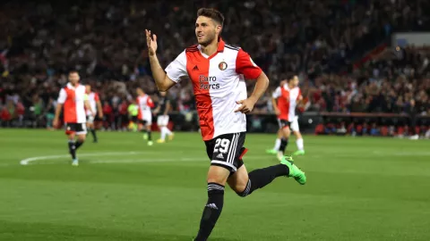 Santiago Gimenez campeon con el Feyenoord