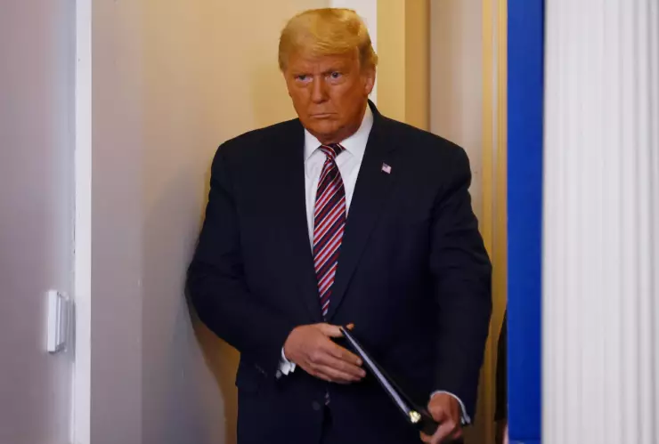 donald trump cortan discurso.jpg