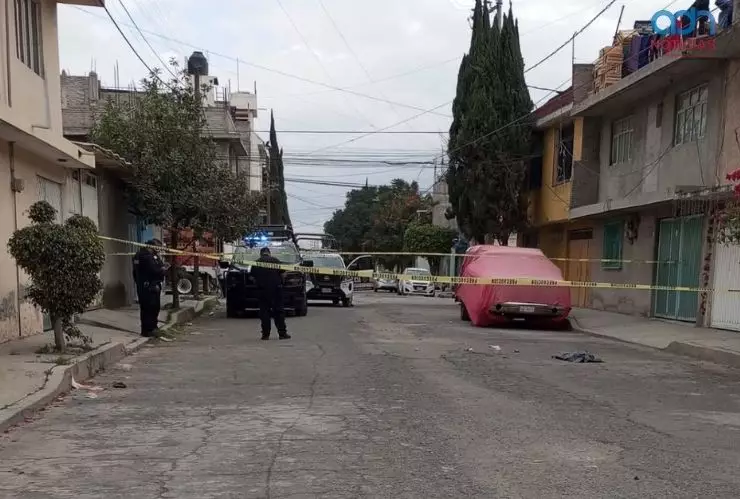 Hallan feto en calles de Ecatepec y lo recogen 10 horas después