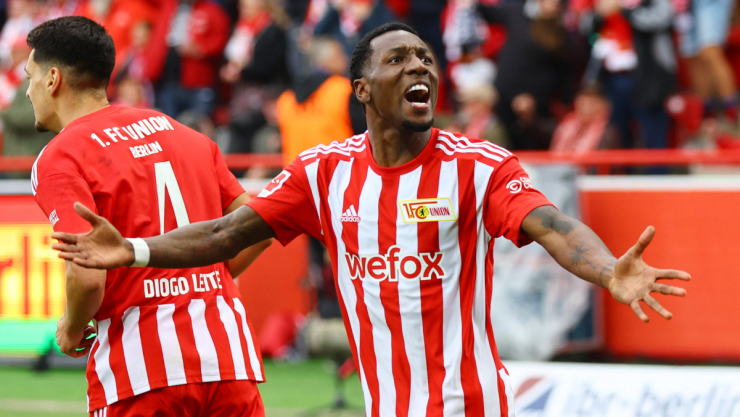 Sheraldo Becker celebra su gol con el Union Berlin