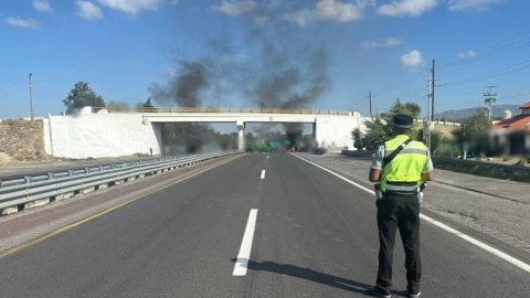 autopista-puebla-córdoba-bloqueo-manifestantes-caseta-cobro-esperanza