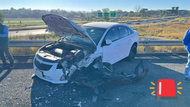 Una mujer y su bebé lesionados tras accidente en el puente de la Guayana en Aguascalientes hoy 5 de noviembre
