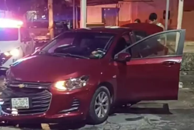 FOTOS_ Hombre provoca fuerte accidente y deja varios autos dañados hoy 17 de febrero de 2025