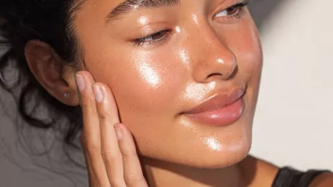 La piel hidratada te ayudará a conseguir un glow sin grasa