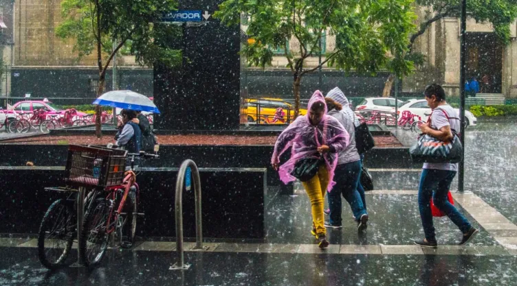 Lluvias y frío en CDMX: Pronóstico del clima por alcaldías este 29 de octubre; horarios clave