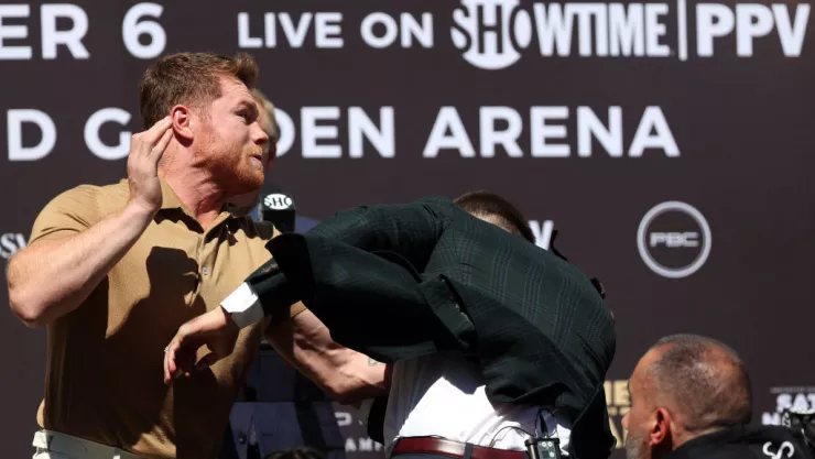 ‘Canelo’ Álvarez y Plant se van a los golpes: “No hables de mi madre”