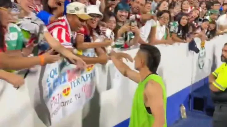 Piojo Alvarado y su gesto en el triunfo de Chivas