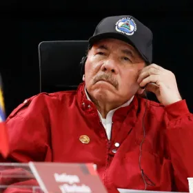 Dictadura de Daniel Ortega impulsa reforma para perpetuarse en el poder.