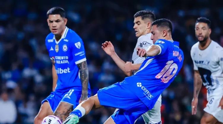 cruz-azul-3-jugadores-preocupan-huiqui.jpg