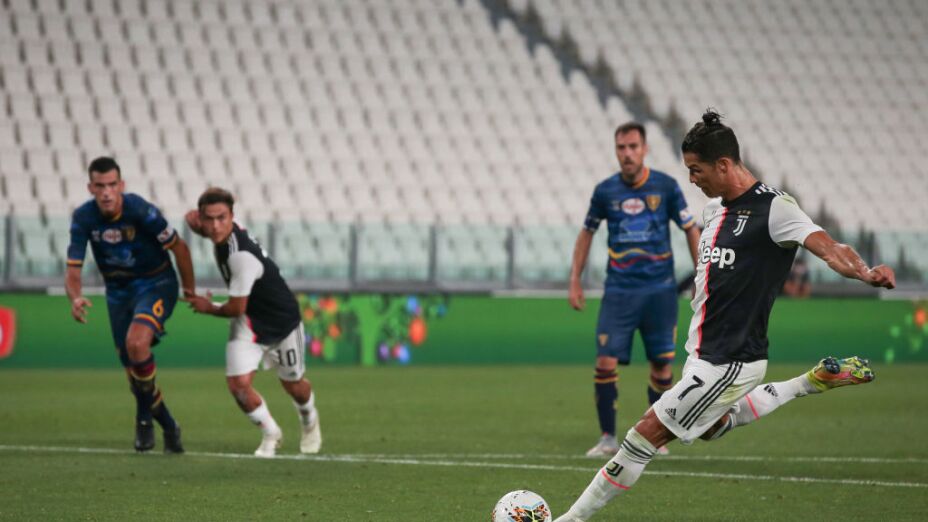 Cristiano Ronaldo anotó de penal ante el Lecce