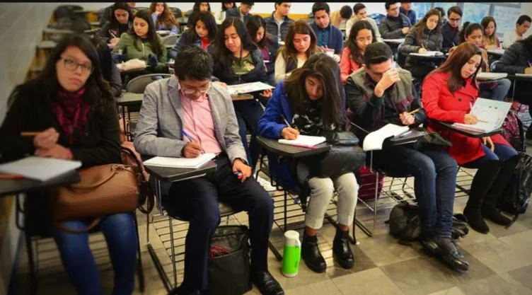 Rezagos en educación media superior en México: 2 de cada 10 adolescentes están fuera de la escuela