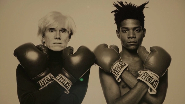 Francia presume exhibición de arte; “Basquiat x Warhol, pintando a cuatro manos”, luce en París.