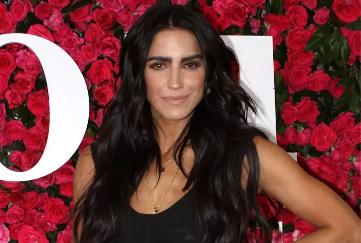 Bárbara de Regil confiesa qué celebridades tiene en su agenda Alejandro Fernández, Camilo y más