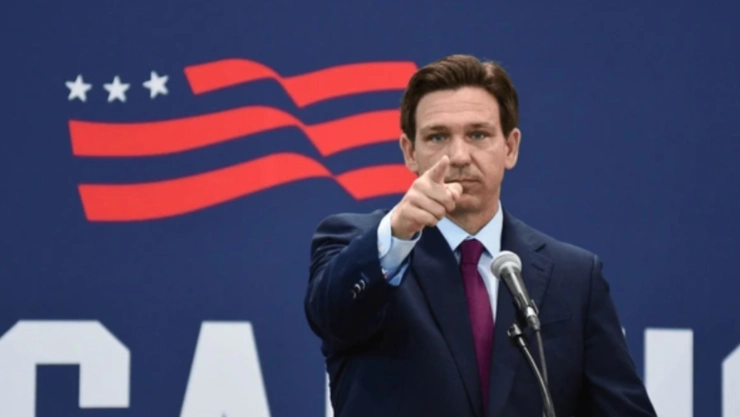 La postura de Ron DeSantis frente a la ley contra robos