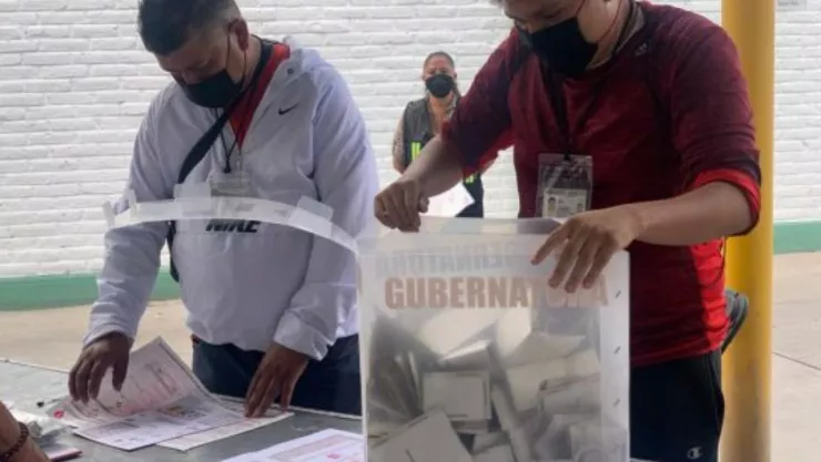 Cuál es la diferencia entre una campaña y una precampaña