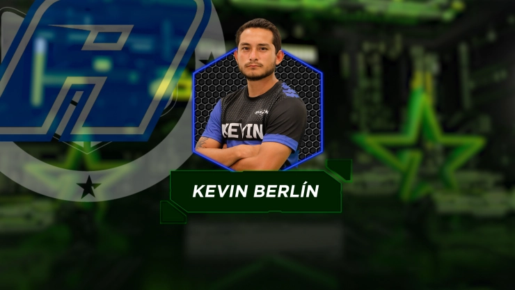 Kevin Berlín EXA 2024 Azul