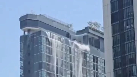 Desbordamiento piscinas terremoto.jpg