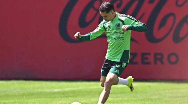 Álvaro Fidalgo número con la Selección Mexicana previo debut vs Portugal