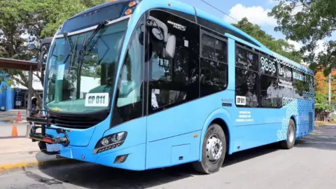 Anuncian reubicación permanente de paraderos en el Centro Histórico de Mérida