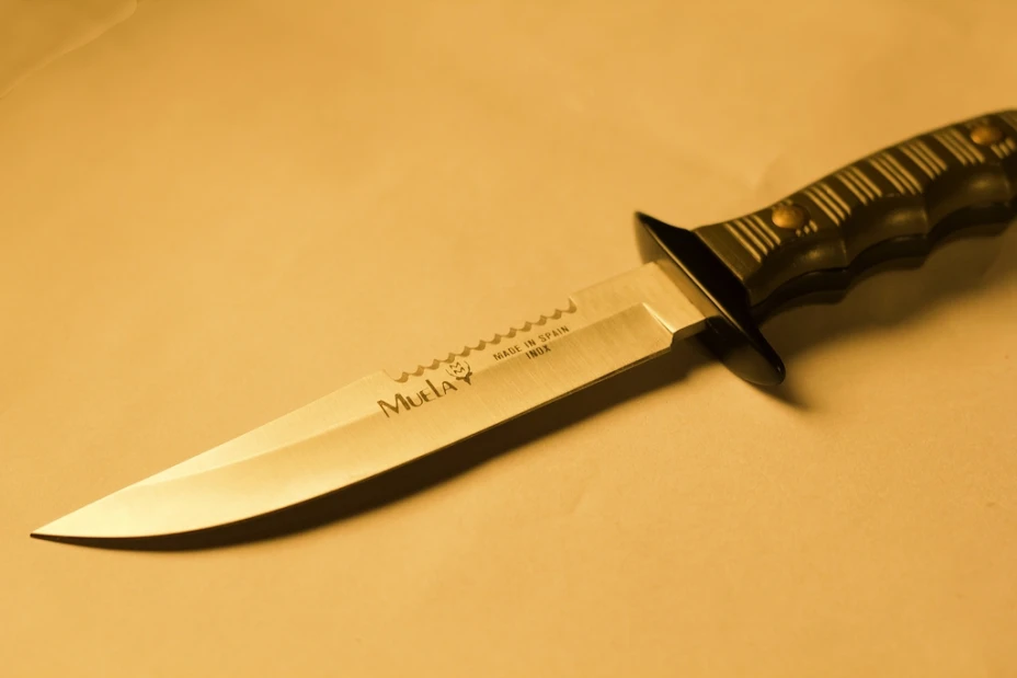 Apuñalan a hombre por piropear a una mujer