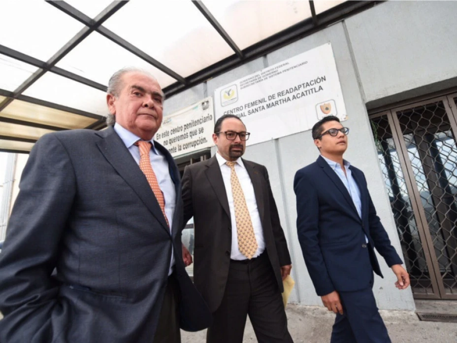 Abogados de Rosario Robles