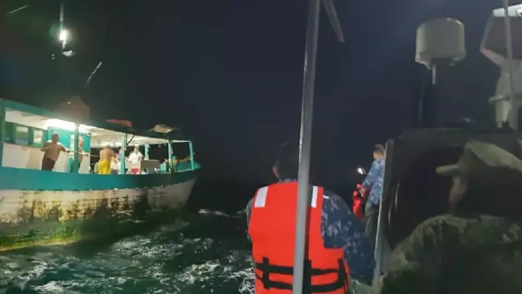 rescatan extranjero aguas Quintana Roo