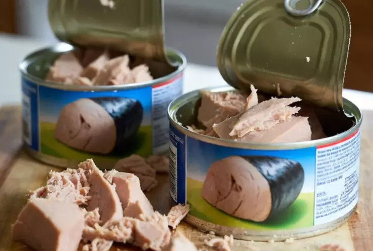 Retiran urgente atún Kirkland por lote contaminado con bacteria Listeria en Estados Unidos.png