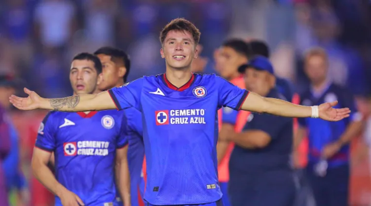 Rodrigo Huescas es el ex Cruz Azul que se destaca en Europa
