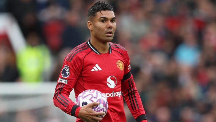 Casemiro con Manchester United.png