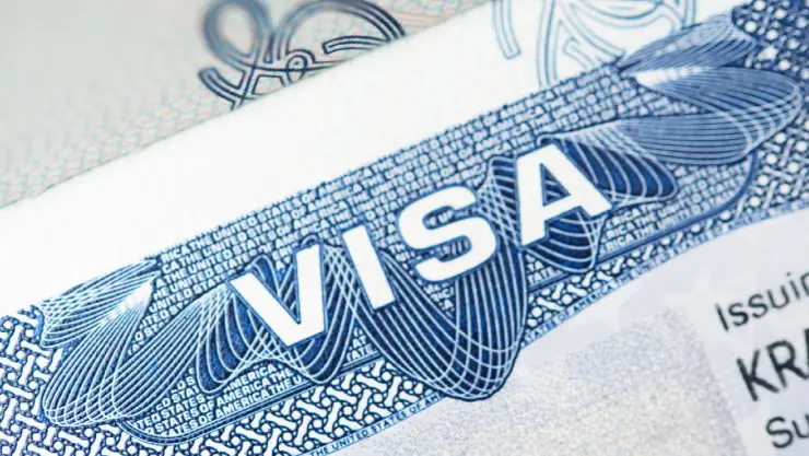 Si haces esto pueden romper tu visa americana en el aeropuerto