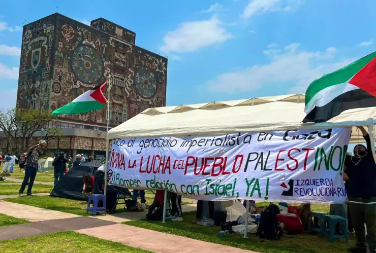 Instalan plantón pro Palestina frente a Rectoría de la UNAM