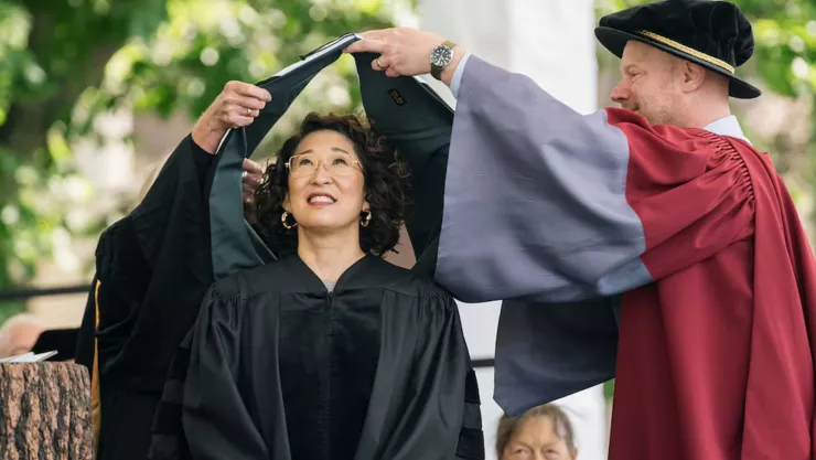 ¿Por qué Sandra Oh celebra recibió un doctorado honorífico?