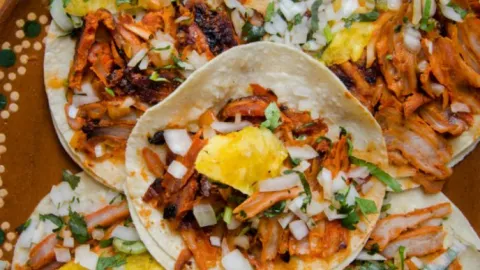 tacos al pastor 