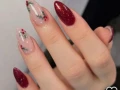 27 ideas de uñas elegantes para Navidad