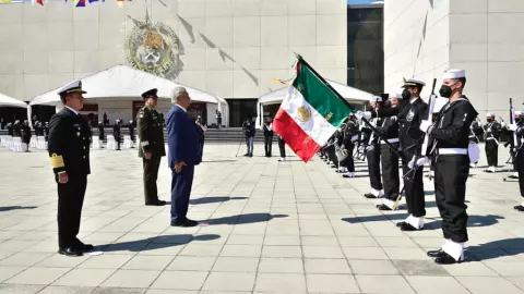día-de-la-marina-amlo-ceremonia