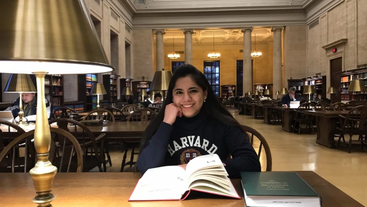 Mexicana de 17 años ingresará a Universidad de Harvard