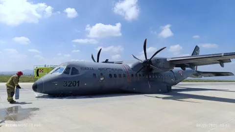 ¡Aeronave de la Fuerza Aérea Mexicana se accidenta al aterrizar en Santa Lucía!