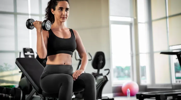 La manera correcta para entrenar el core, según expertos