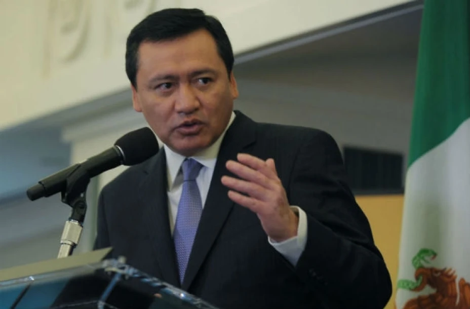 Miguel Ángel Osorio Chong, exhortó a las diferentes fuerzas políticas que han planteado que saldrán a las calles a manifestarse por la reforma energética que lo hagan con respeto a la ciudadanía