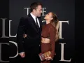 JLO y Ben sonriendo.jpg